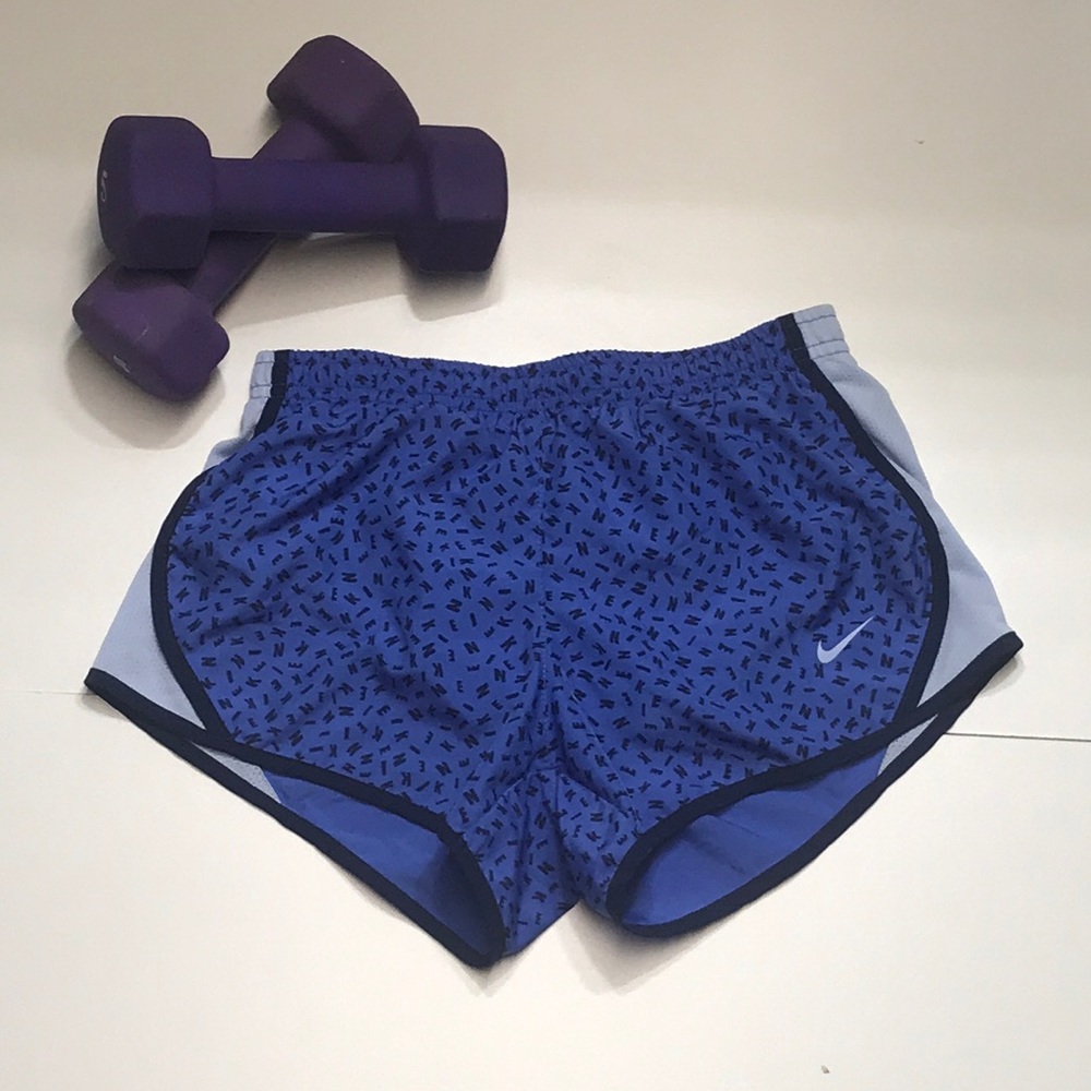 NIKE Girls Tempo DRI-FIT All-Over Print Shorts